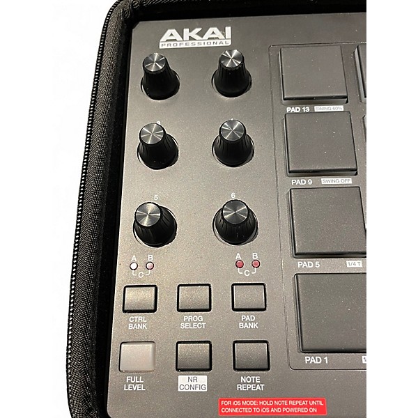 Used Akai Professional MPD218 MIDI Controller