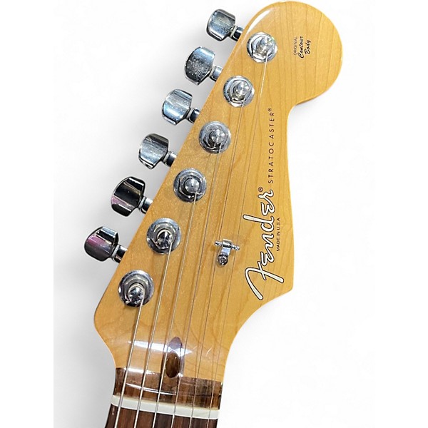 Used 2014 Fender American Standard Stratocaster ocean blue metallic Solid Body Electric Guitar