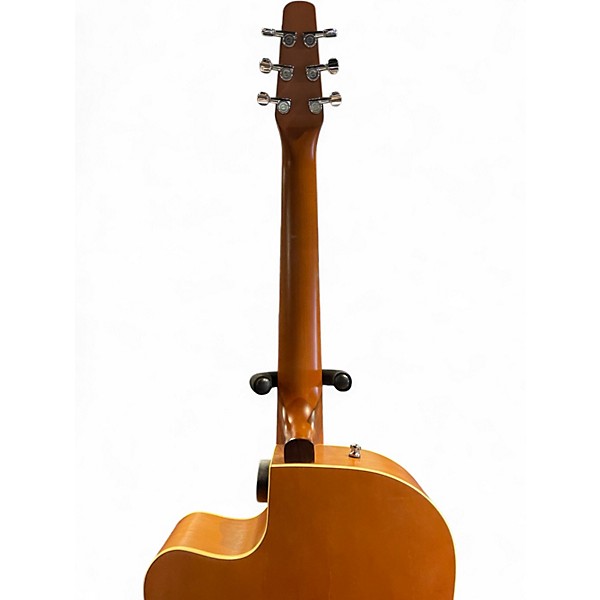 Used Seagull Entourage Rustic Cutaway Natural Acoustic Electric Guitar