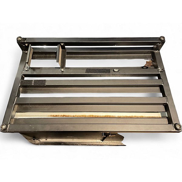 Used Pedaltrain NOVO 24 Pedal Board