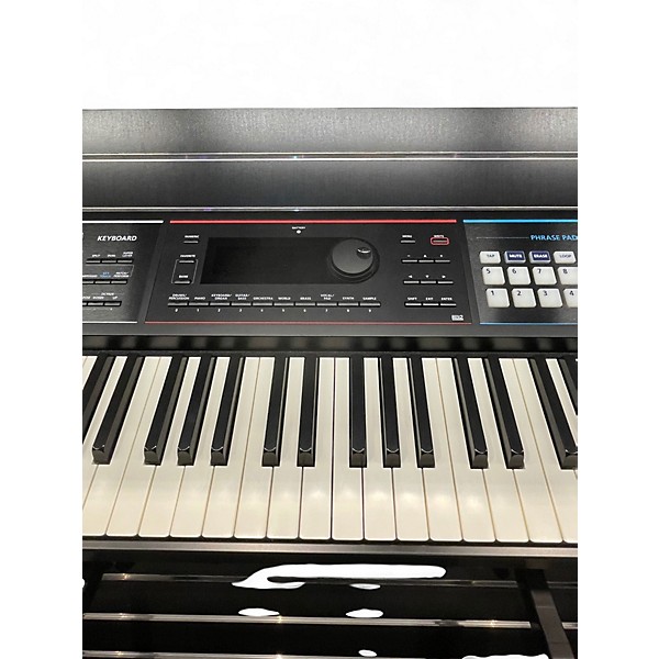 Used Roland JUNO DS 88 Keyboard Workstation