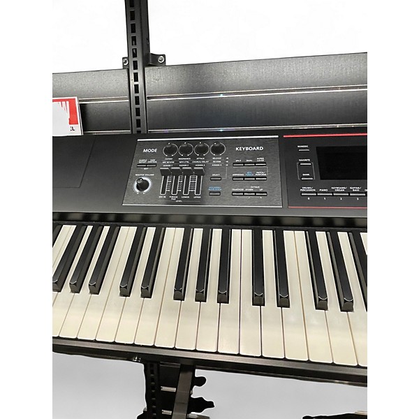 Used Roland JUNO DS 88 Keyboard Workstation