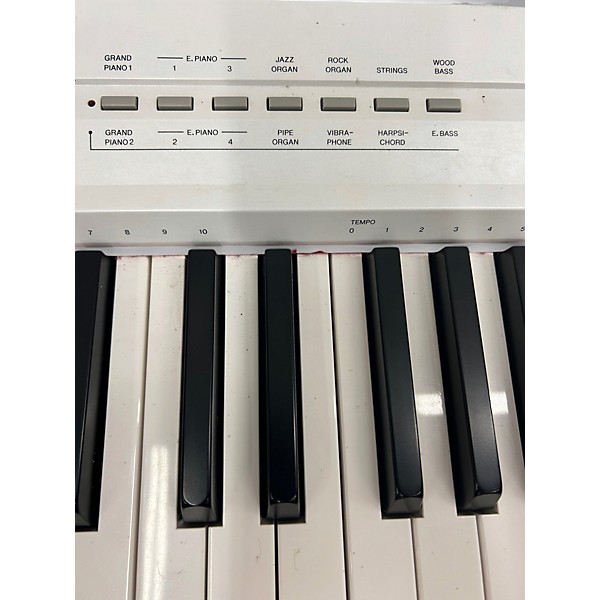Used Yamaha P-105B Keyboard Workstation