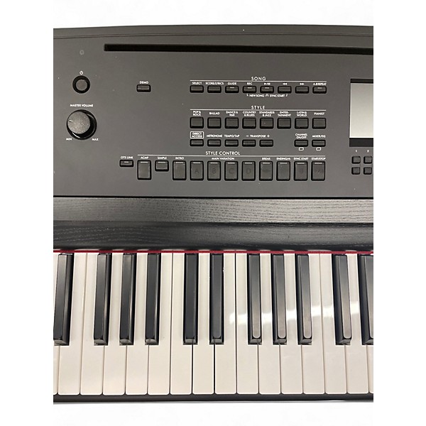 Used Yamaha DGX670B Stage Piano