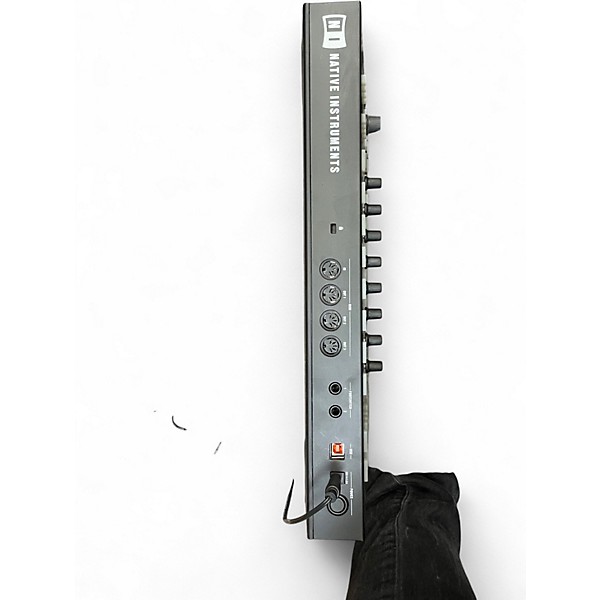 Used Native Instruments MACHINE STUDIO Keyboard Workstation