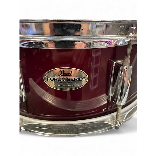 Used Pearl 5X14 Forum Series Snare Candy Apple Red Drum
