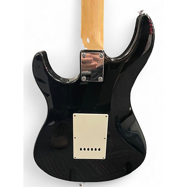 Used Yamaha EG112C Black Solid Body Electric Guitar