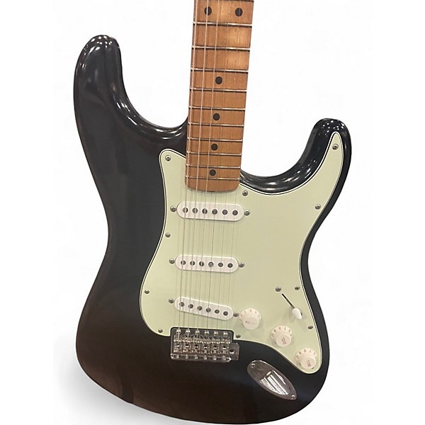 Used 2025 Fender Vintera II Road Worn '60s Stratocaster Black Solid Body Electric Guitar