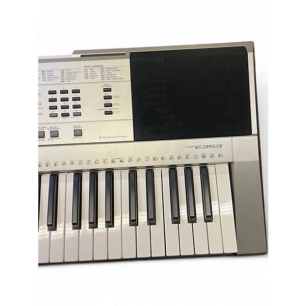Used Yamaha PSRE353 61 Key Portable Keyboard