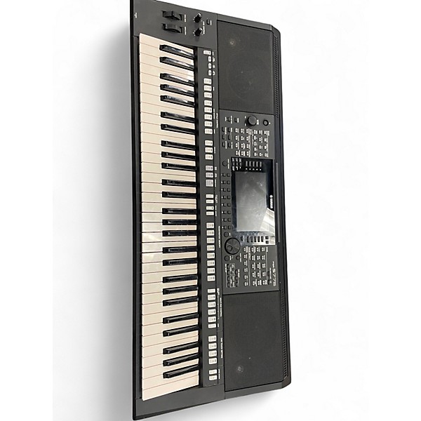 Used Yamaha PSR-S775