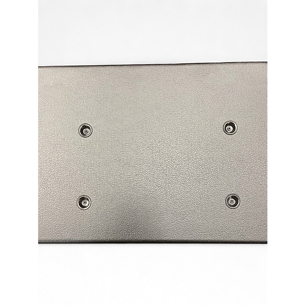 Used Fender RUMBLE 115 Bass Cabinet