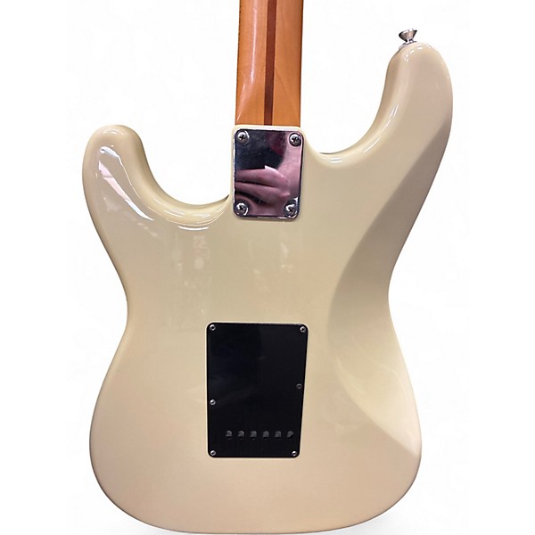 Used Fender 40th Anniversary MIM stratocaster Yellow Solid Body Electric Guitar