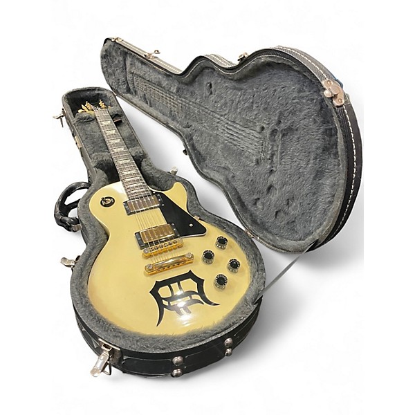 Used Gibson 2002 Les Paul Studio Alpine White Solid Body Electric Guitar