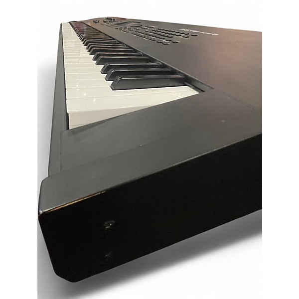 Used Yamaha Motif XF8 88 Key Keyboard Workstation