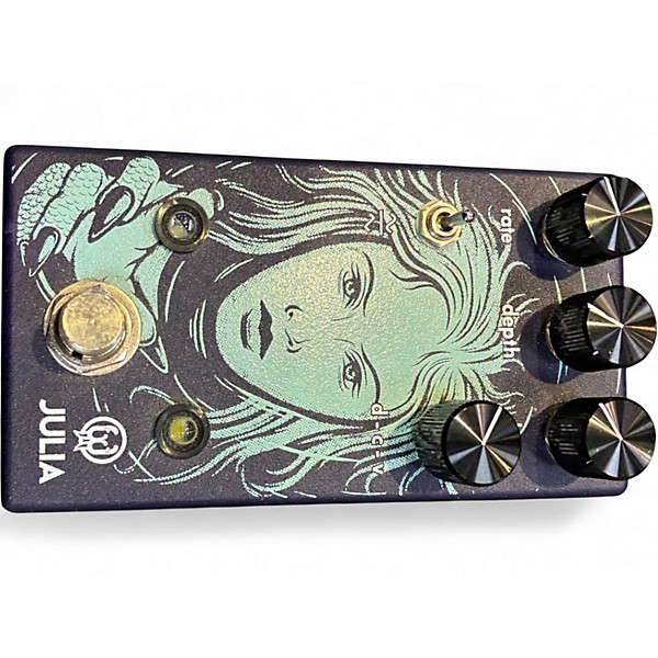 Used Walrus Audio Julia Analog Chorus Effect Pedal