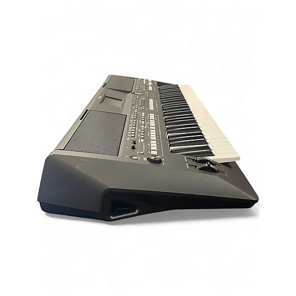 Used Yamaha PSR-SX600 Arranger Keyboard