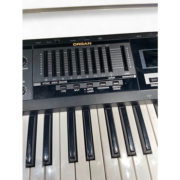 Used Roland VR09 Synthesizer