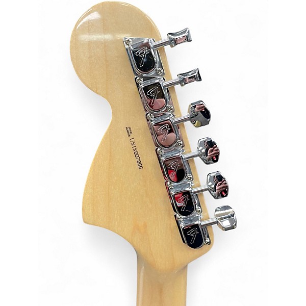 Used Fender Artist Series Yngwie Malmsteen Stratocaster Cream Solid Body Electric Guitar