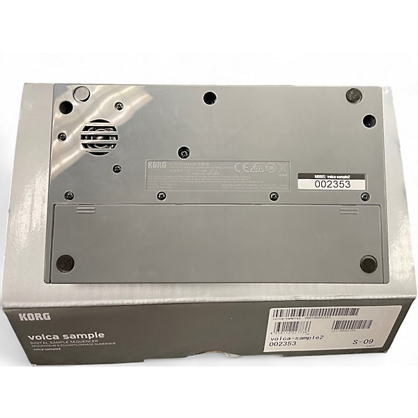 Used KORG VOLCA SAMPLE Synthesizer