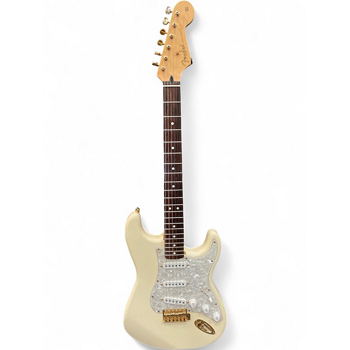 FENDER DELUXE PLAYERS STRAT (Made in Mexico) electric guitars for