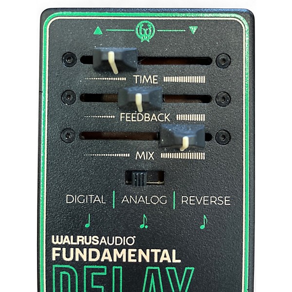 Used Walrus Audio fundamental delay Effect Pedal