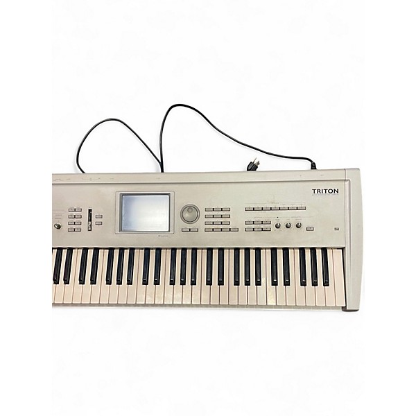 Used KORG Triton Classic 61 Key Keyboard Workstation