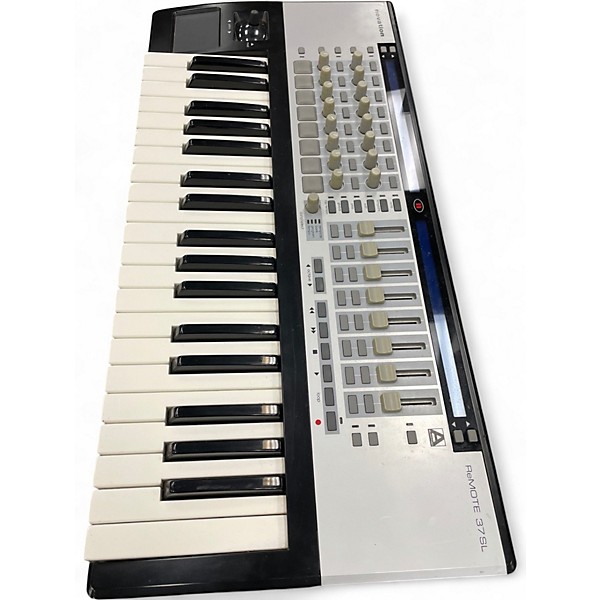 Used Novation Remote 37 SL