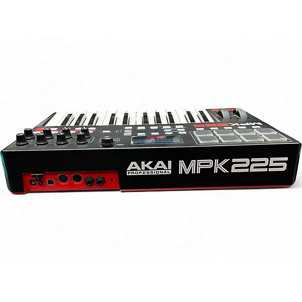Used Akai Professional MPK225 25-Key MIDI Controller