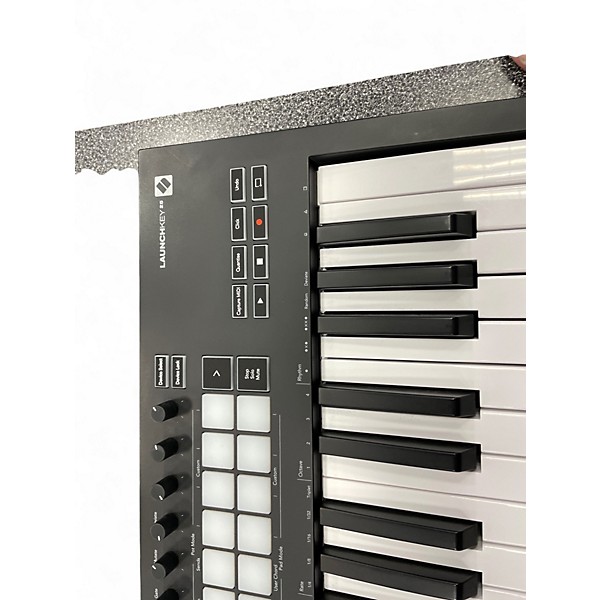 Used Novation Launchkey 25 Key MIDI Controller