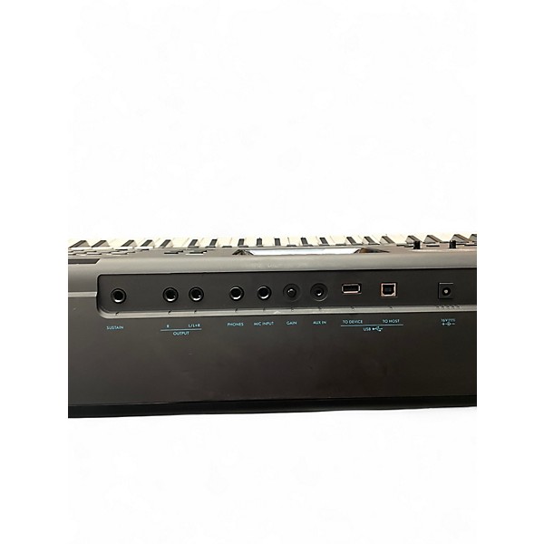 Used Yamaha PSREW425 Keyboard Workstation