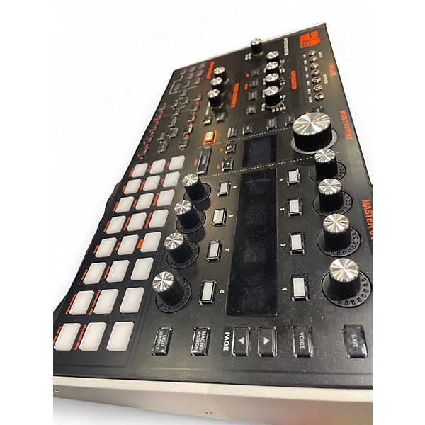 Used Asm hydra synth  Synthesizer