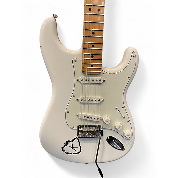 Used Fender Player Stratocaster White Solid Body Electric Guitar