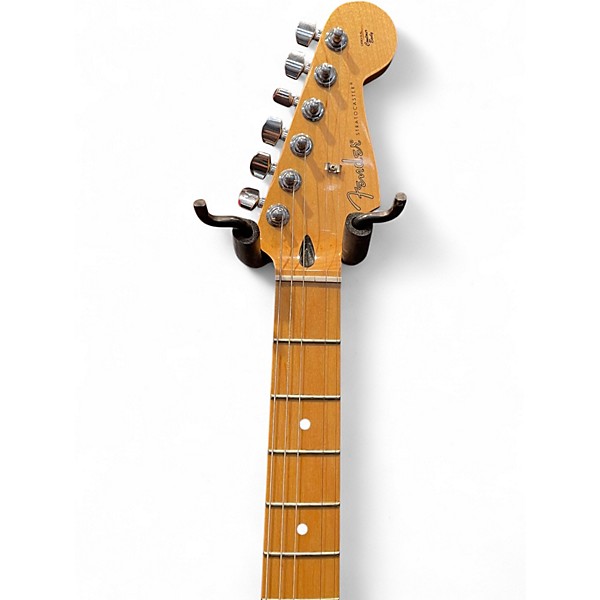 Used Fender Player Stratocaster White Solid Body Electric Guitar