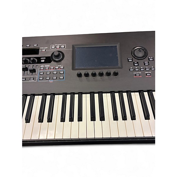 Used Yamaha MONTAGE M8X Arranger Keyboard