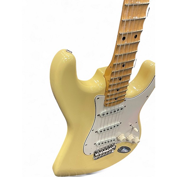Used 2012 Fender Artist Series Yngwie Malmsteen Stratocaster Antique White Solid Body Electric Guitar