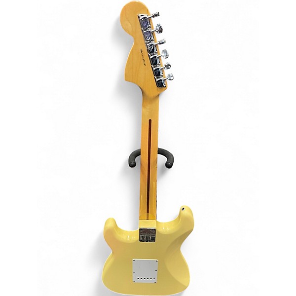 Used 2012 Fender Artist Series Yngwie Malmsteen Stratocaster Antique White Solid Body Electric Guitar