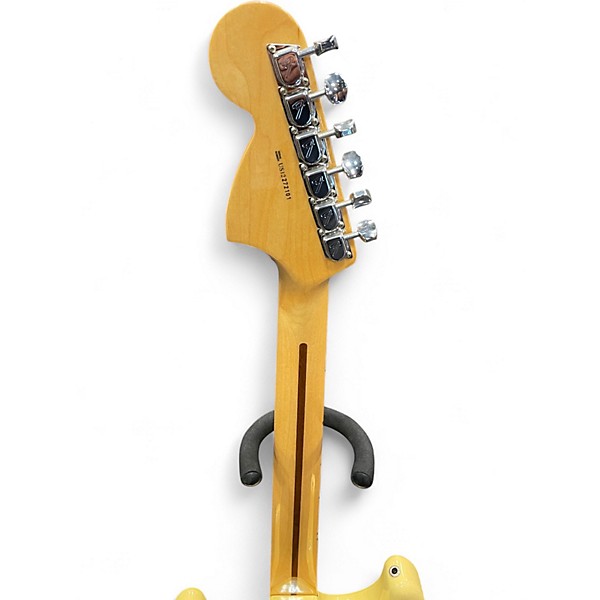 Used 2012 Fender Artist Series Yngwie Malmsteen Stratocaster Antique White Solid Body Electric Guitar