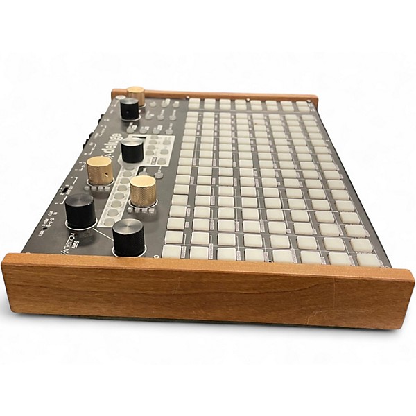 Used Synthstorm  Deluge Synthesizer