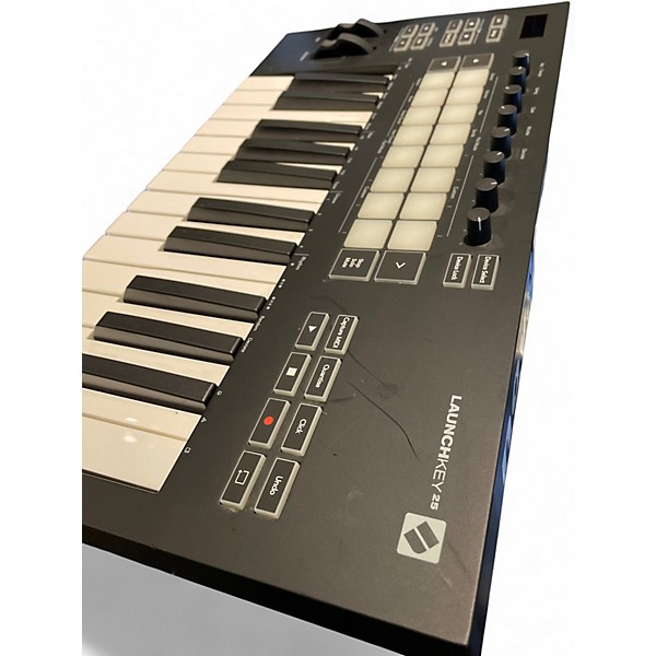 Used Novation Launchkey 25 Key MIDI Controller