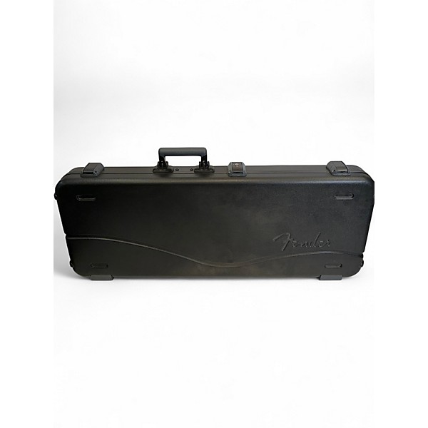 Used Fender Fender Deluxe Molded Strat/Tele Case Electric Guitar Case