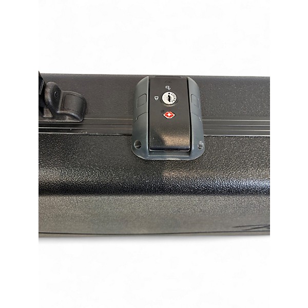 Used Fender Fender Deluxe Molded Strat/Tele Case Electric Guitar Case