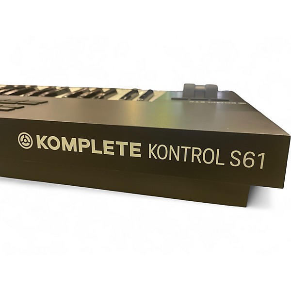 Used Native Instruments Komplete control s61 mk2 MIDI Controller