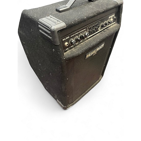 Used Behringer BXL3000 Ultrabass 1x15 300W Bass Combo Amp