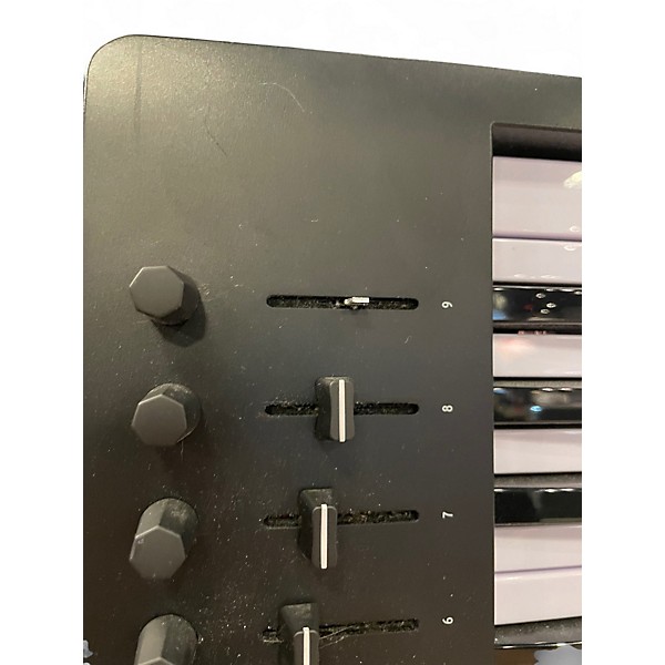 Used Arturia Keylab Essential 61 MIDI Controller