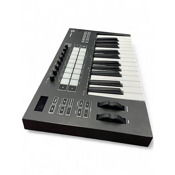 Used Novation Launchkey 25 Key MIDI Controller