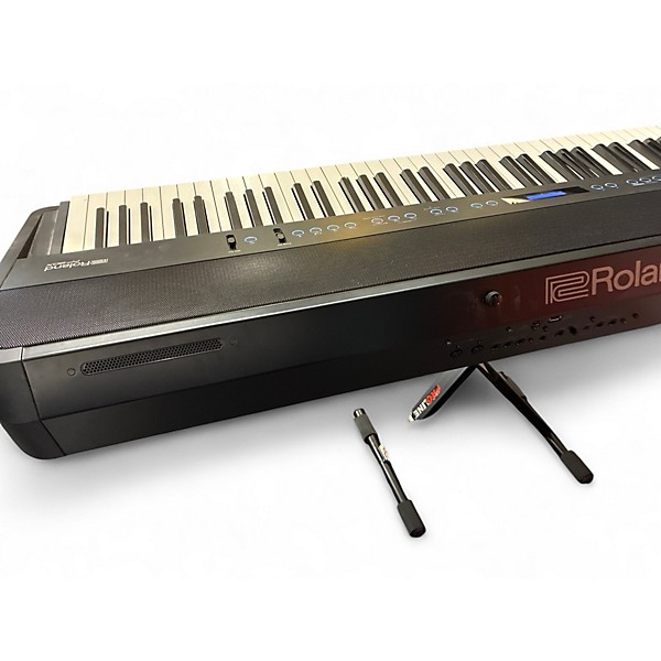 Used Roland FP-90X Stage Piano