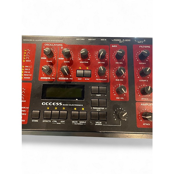 Used Access VIRUS B Synthesizer