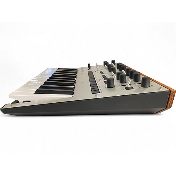Used KORG MONOLOGUE Synthesizer