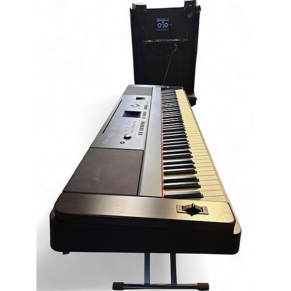 Used Yamaha DGX650 88 Key Portable Keyboard