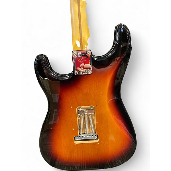 Used Fender PLAYER II STRATOCASTER 3 Tone Sunburst Solid Body Electric Guitar